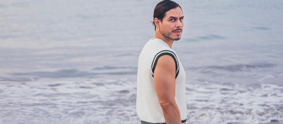 Filocaris debuta en la música con ‘Déjala volar’, un retrato sincero del amor efímero